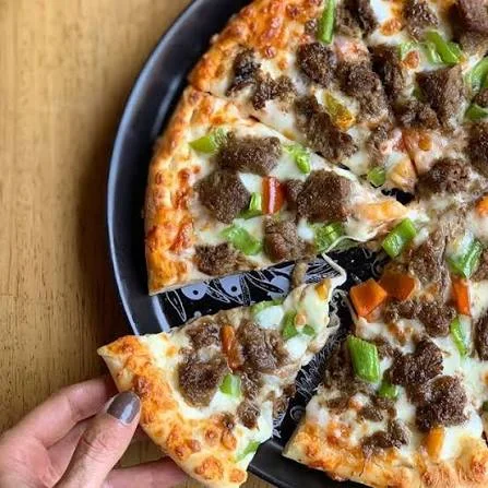 Kavurmalı Pizza